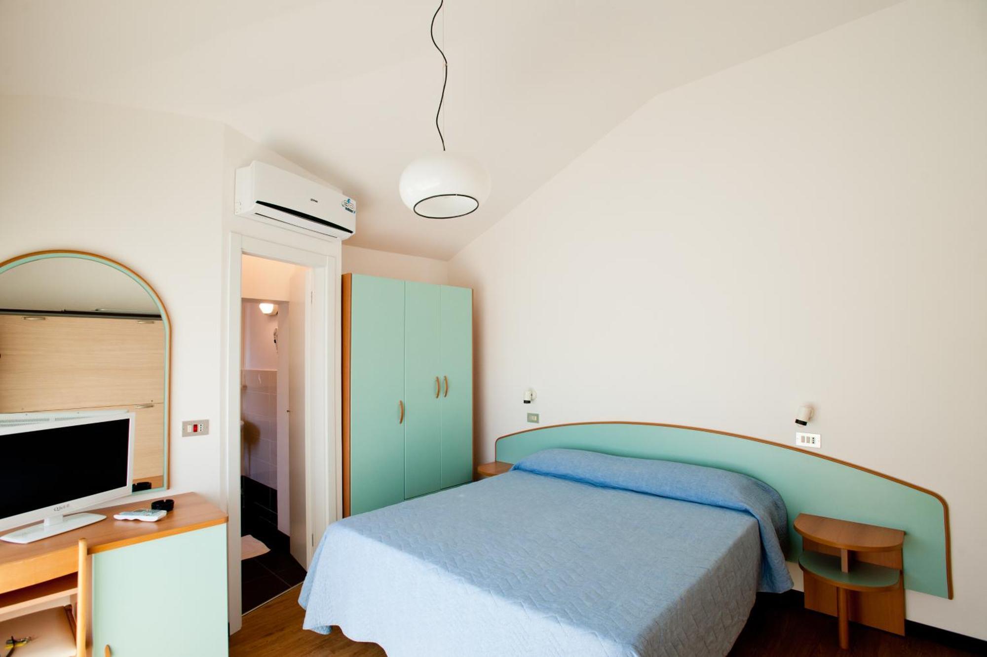 Albergo Villa Mauri Ріміні Екстер'єр фото
