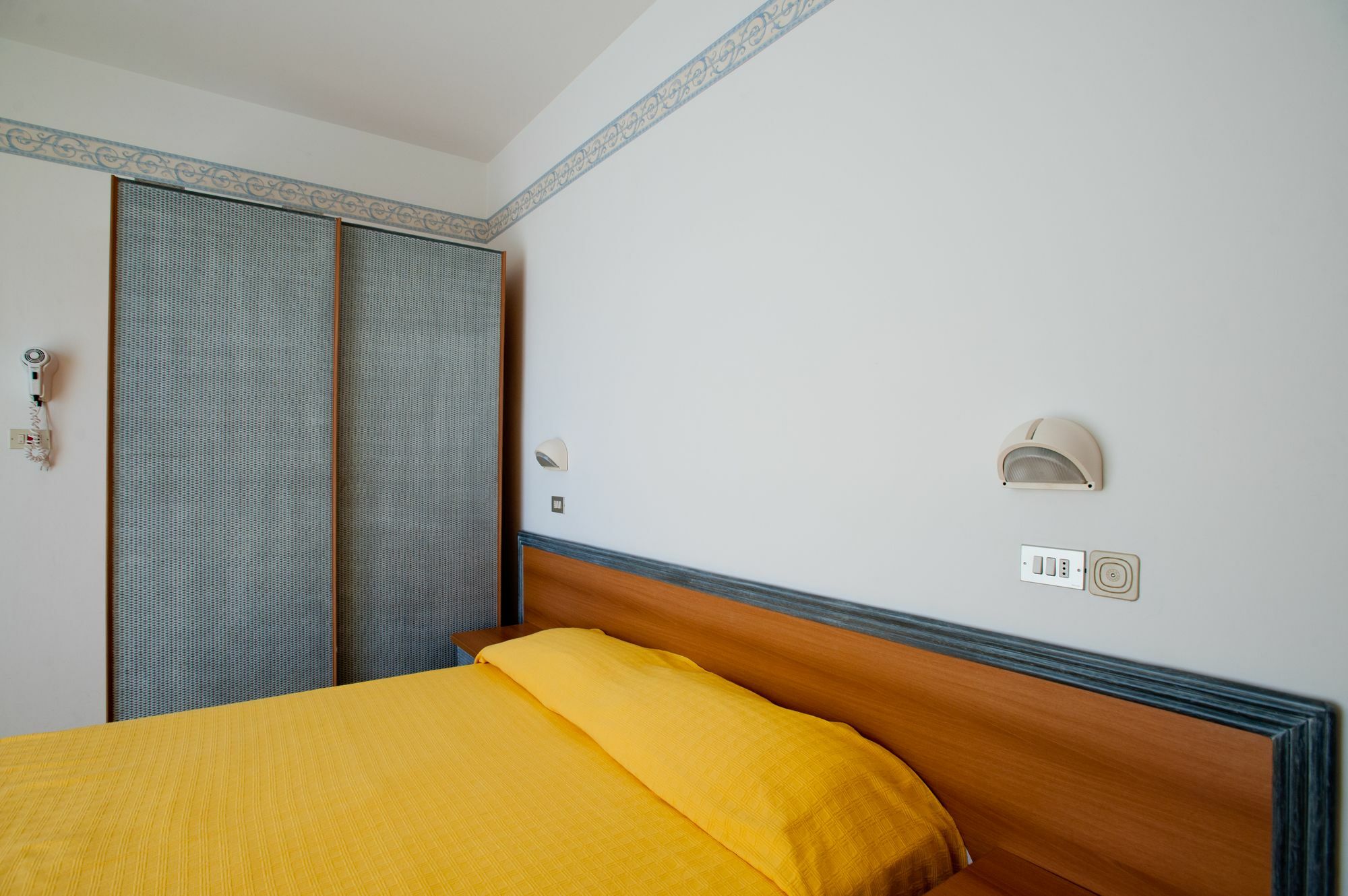 Albergo Villa Mauri Ріміні Екстер'єр фото