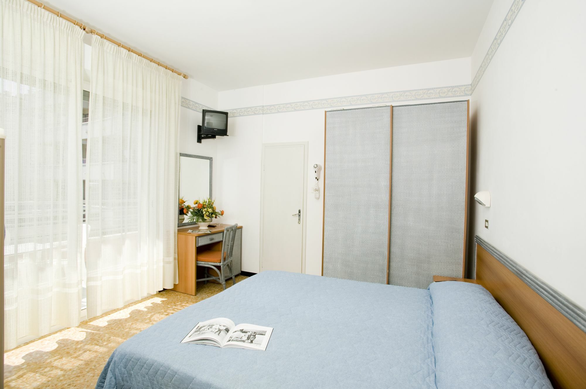 Albergo Villa Mauri Ріміні Екстер'єр фото